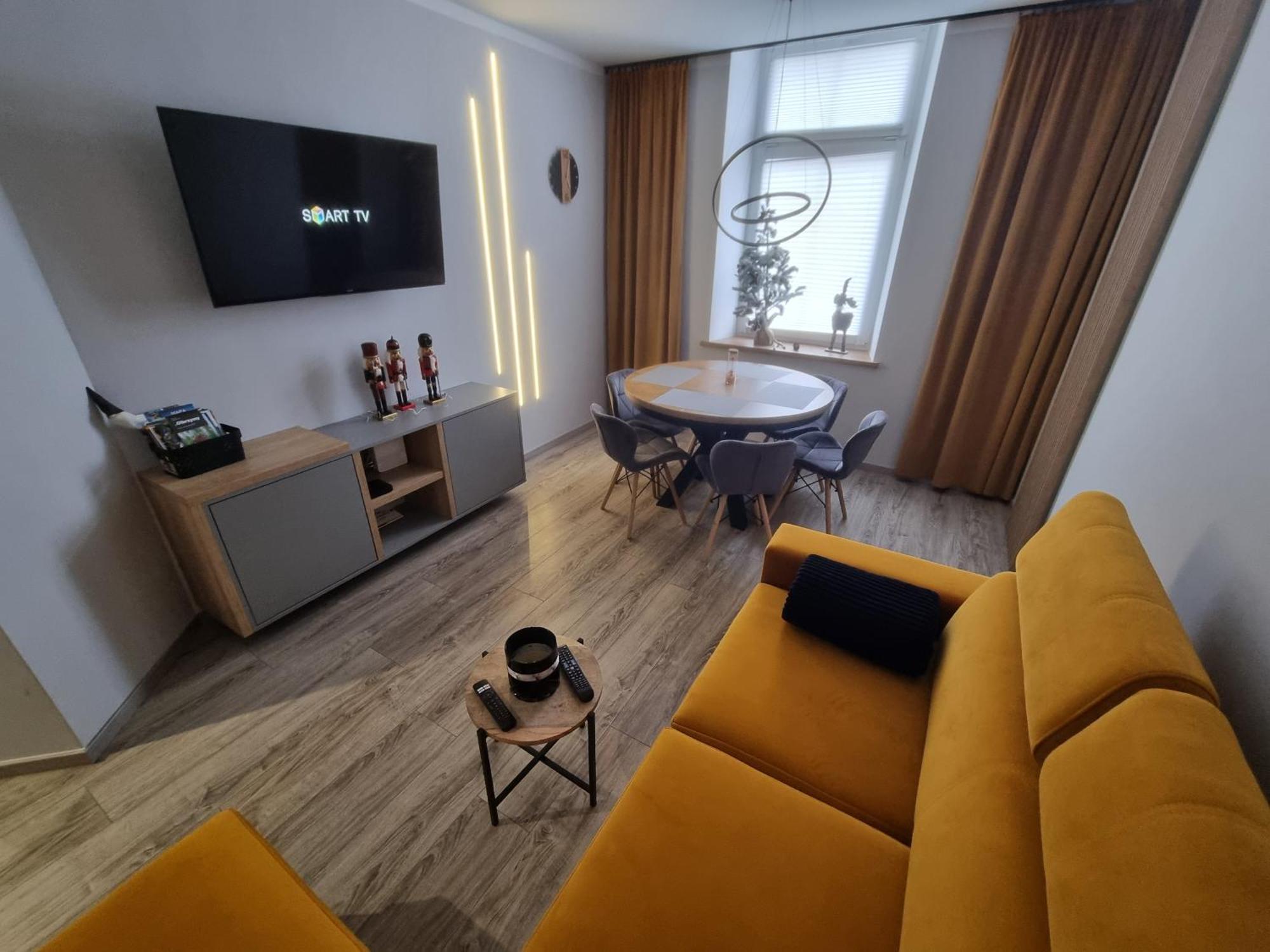 Apartament Lux Lemon Jelenia Góra Extérieur photo