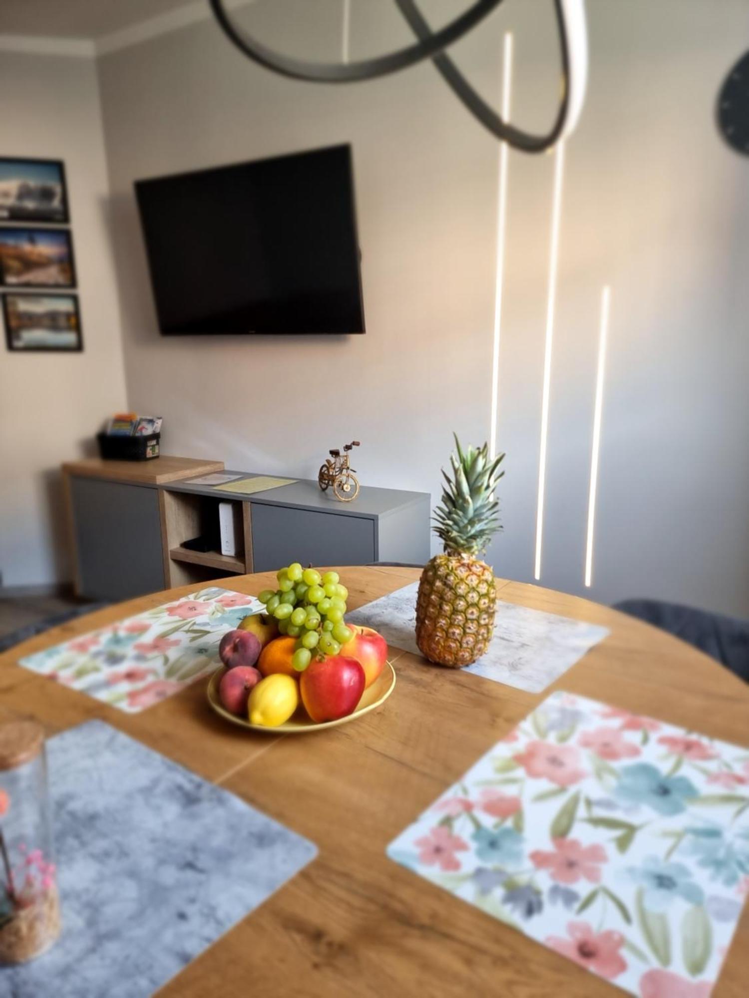 Apartament Lux Lemon Jelenia Góra Extérieur photo