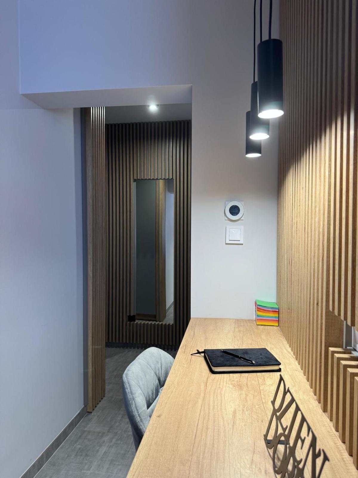 Apartament Lux Lemon Jelenia Góra Extérieur photo